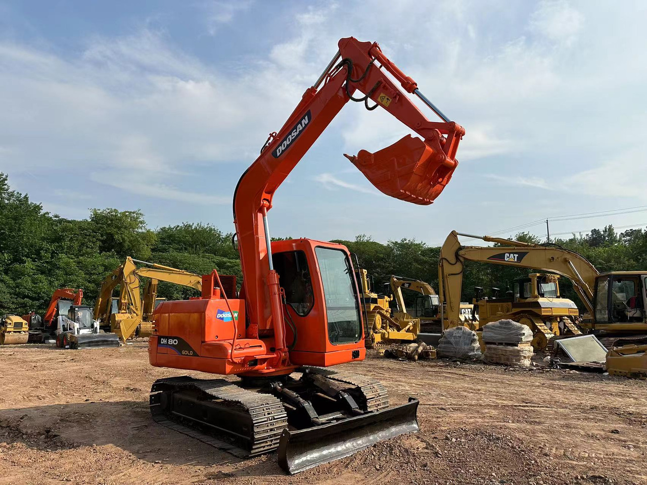 DOOSAN DH80 Mini Excavator - Bager guseničar: slika 1 DOOSAN DH80 Mini Excavator - Bager guseničar: slika 1