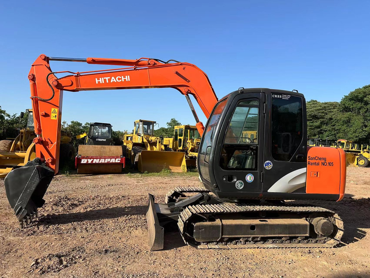 HITACHI ZAXIS ZX70 - Mini bager: slika 2 HITACHI ZAXIS ZX70 - Mini bager: slika 2