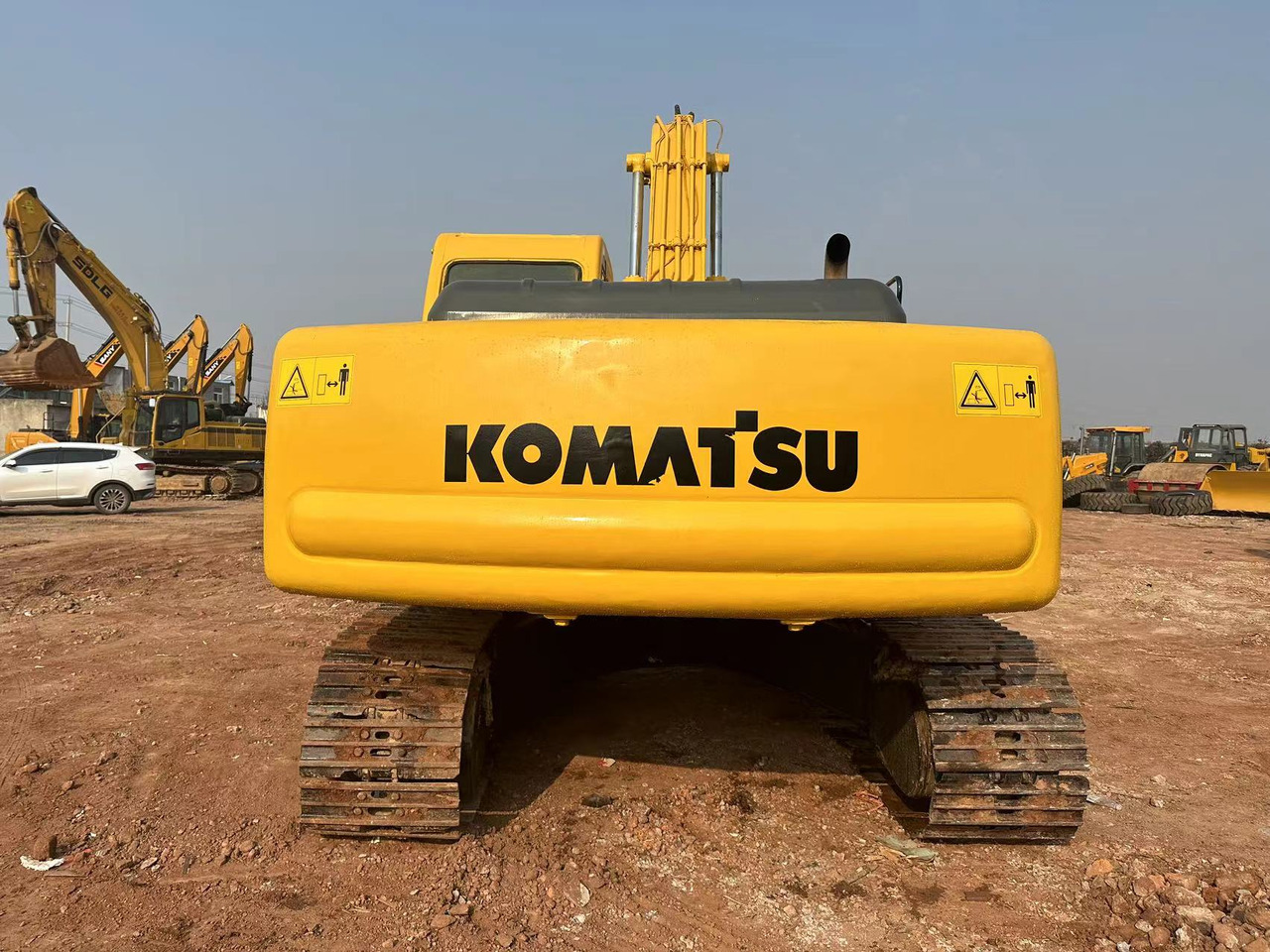 KOMATSU PC220 - Bager guseničar: slika 3 KOMATSU PC220 - Bager guseničar: slika 3
