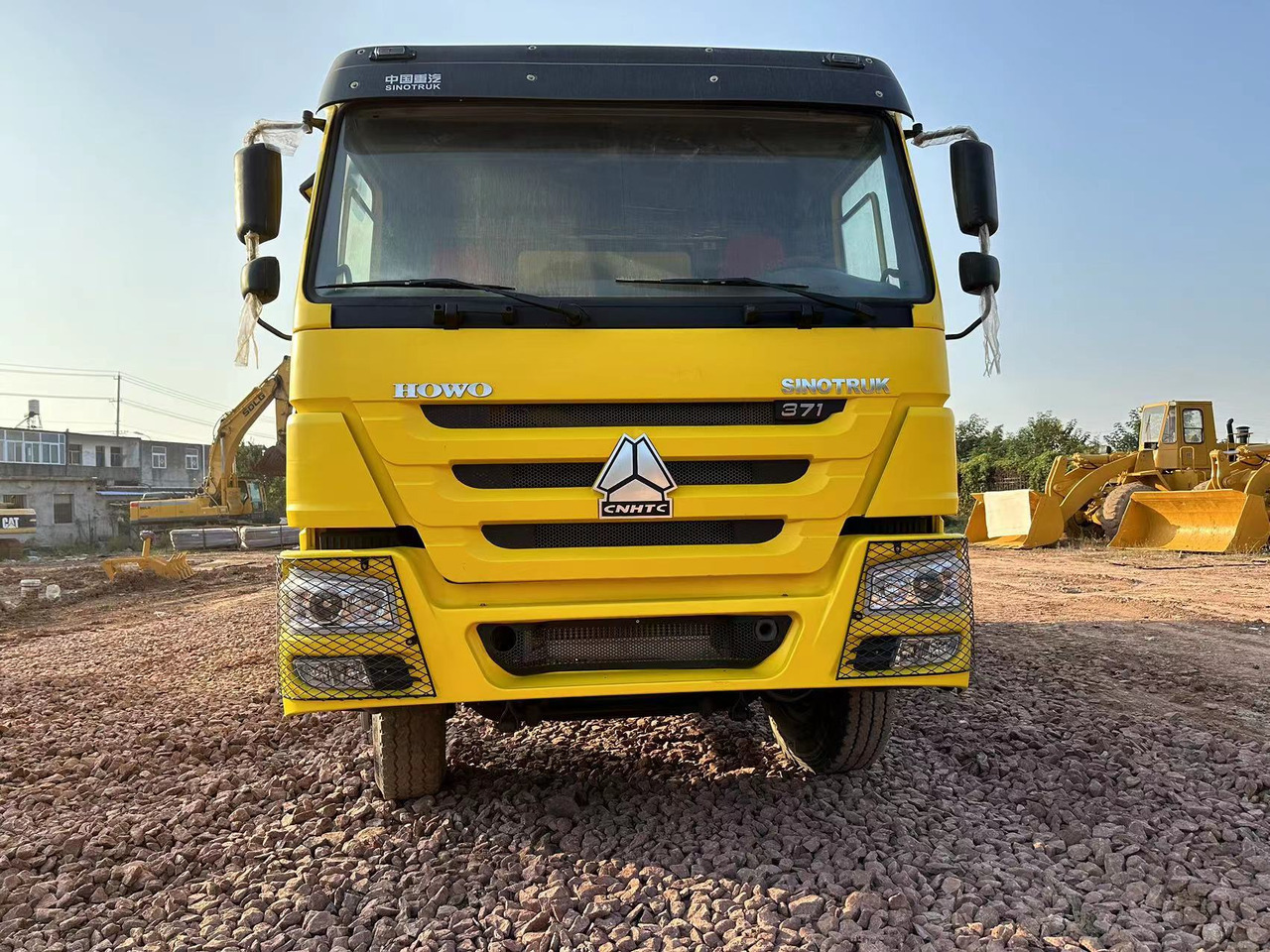 SINOTRUK HOWO 371 Dump Truck - Istovarivač: slika 5 SINOTRUK HOWO 371 Dump Truck - Istovarivač: slika 5