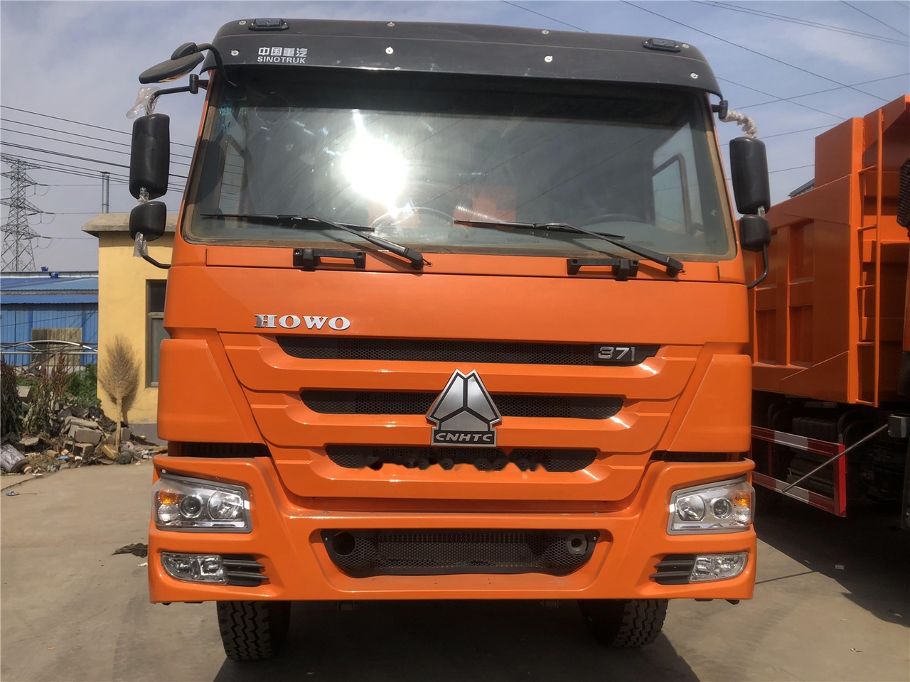 SINOTRUK HOWO 371 Dump truck - Istovarivač: slika 2 SINOTRUK HOWO 371 Dump truck - Istovarivač: slika 2
