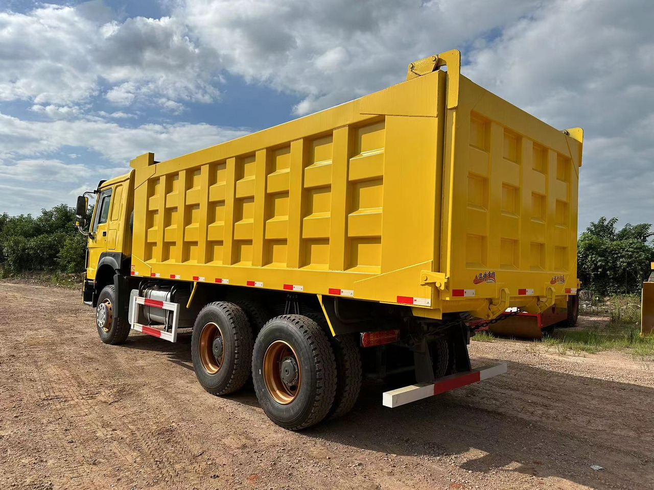 SINOTRUK Howo 371 Dump truck - Istovarivač: slika 5 SINOTRUK Howo 371 Dump truck - Istovarivač: slika 5