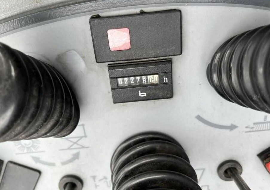 Hako Jonas 1200V - Industrijska mašina za metenje: slika 5 Hako Jonas 1200V - Industrijska mašina za metenje: slika 5