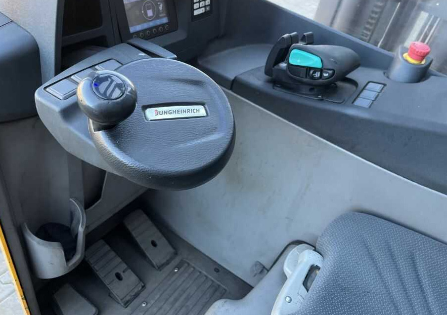 Regalni viljuškar Jungheinrich ETV214: slika 6 Regalni viljuškar Jungheinrich ETV214: slika 6