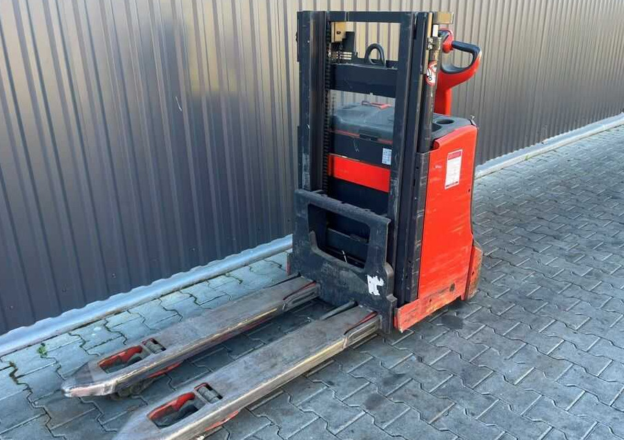 Linde D08 - Slagač: slika 1 Linde D08 - Slagač: slika 1