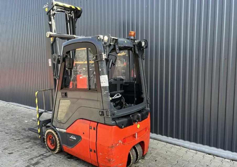 Linde E15-02 - Električni viljuškar: slika 3 Linde E15-02 - Električni viljuškar: slika 3