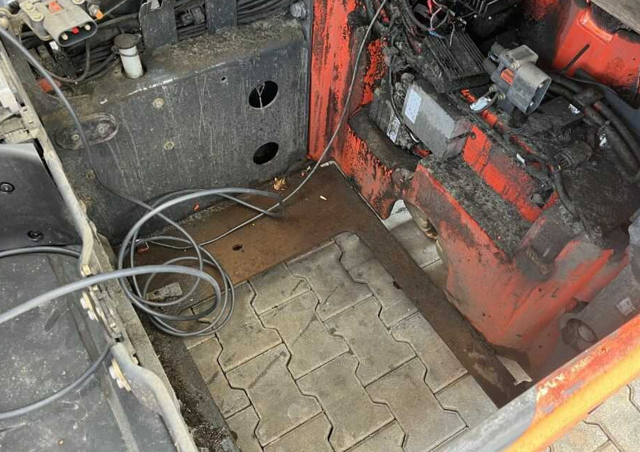 Linde E16-02 - Električni viljuškar: slika 5 Linde E16-02 - Električni viljuškar: slika 5