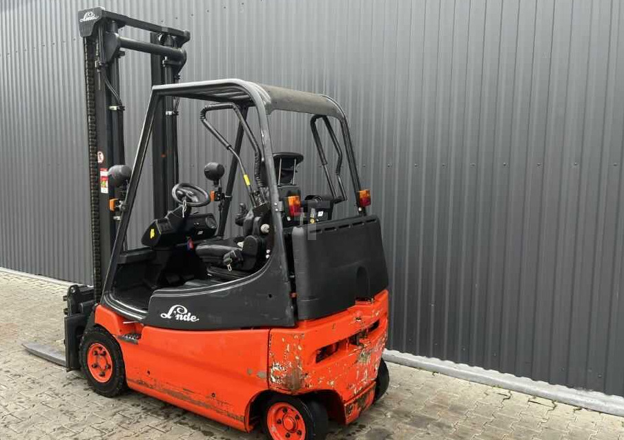 Linde E20 - Električni viljuškar: slika 3 Linde E20 - Električni viljuškar: slika 3