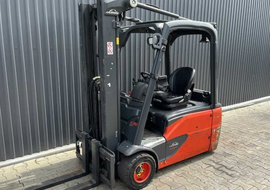 Linde E20L-02 - Električni viljuškar: slika 1 Linde E20L-02 - Električni viljuškar: slika 1