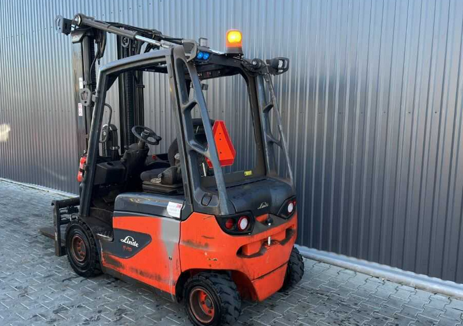 Linde E25-01 - Električni viljuškar: slika 3 Linde E25-01 - Električni viljuškar: slika 3