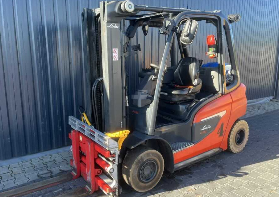 Linde H20T-01/600 - Gasni viljuškar: slika 1 Linde H20T-01/600 - Gasni viljuškar: slika 1