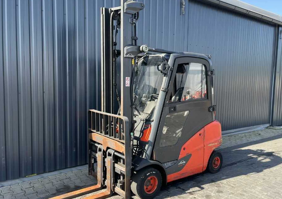 Linde H20T-01 - Gasni viljuškar: slika 1 Linde H20T-01 - Gasni viljuškar: slika 1