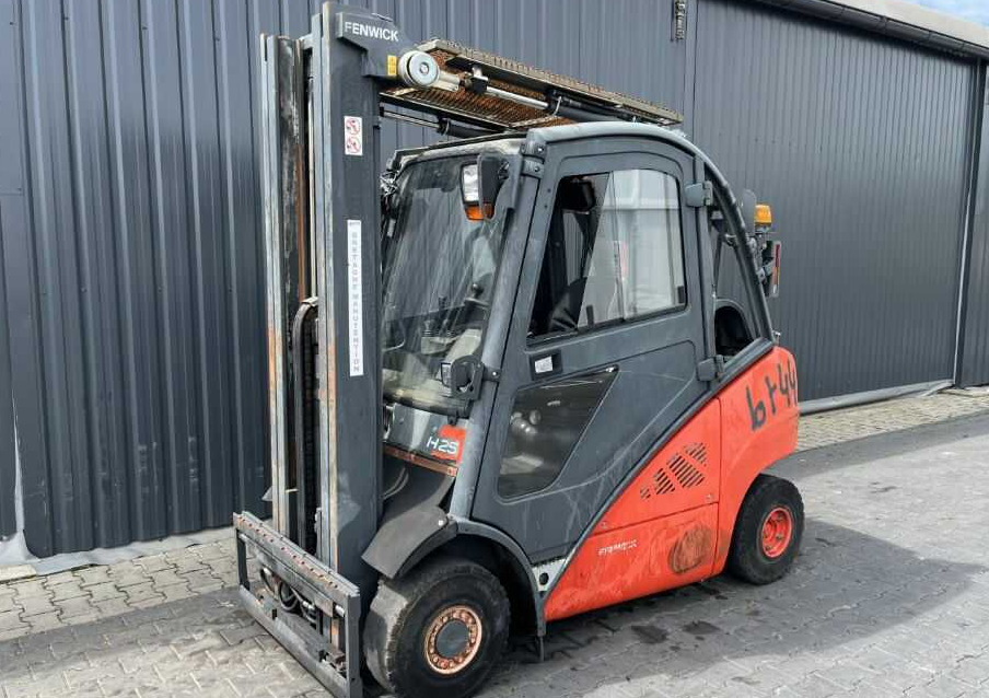 Linde H25T-01 - Gasni viljuškar: slika 1 Linde H25T-01 - Gasni viljuškar: slika 1