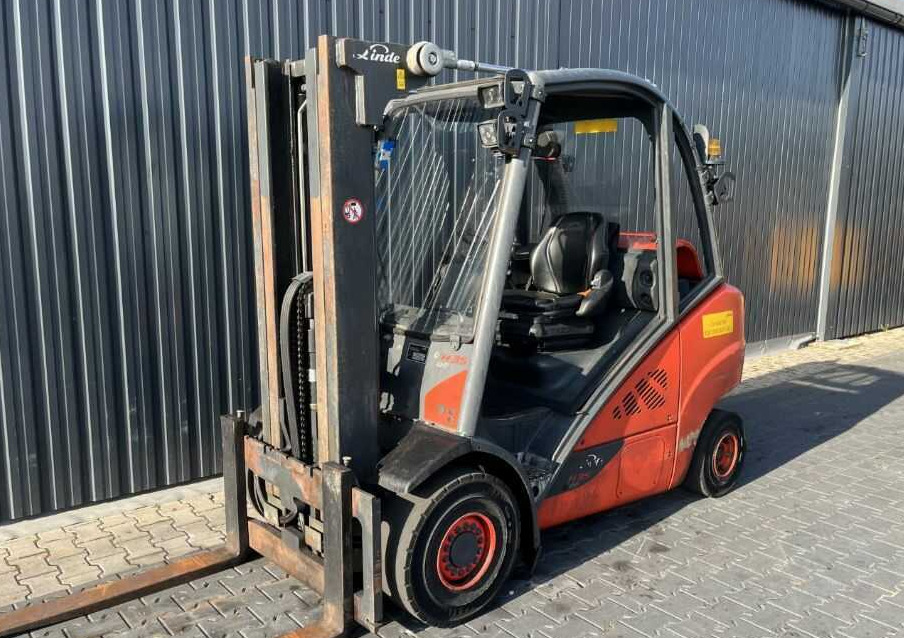 Linde H35T-02 - Gasni viljuškar: slika 1 Linde H35T-02 - Gasni viljuškar: slika 1