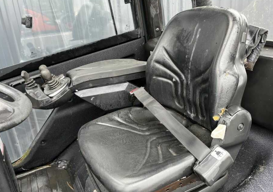 Dizel viljuškar Linde H40D-01: slika 8 Dizel viljuškar Linde H40D-01: slika 8