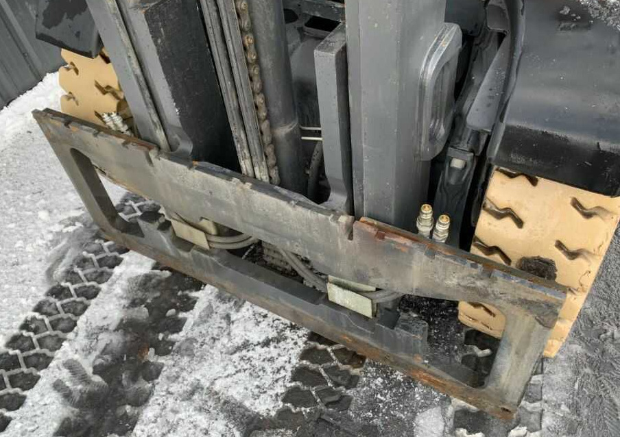 Linde H45T-01 - Gasni viljuškar: slika 4 Linde H45T-01 - Gasni viljuškar: slika 4