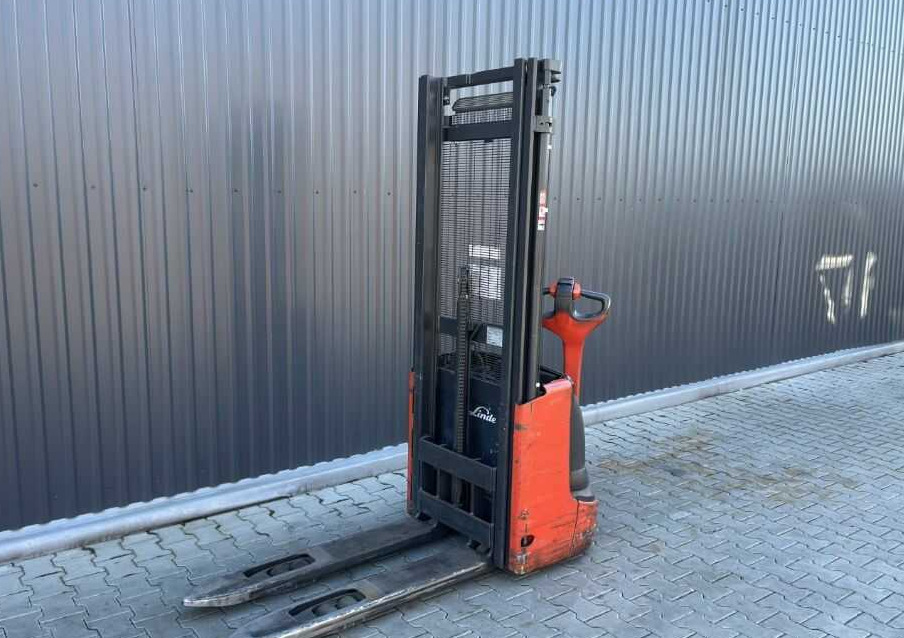 Linde L12 - Slagač: slika 1 Linde L12 - Slagač: slika 1