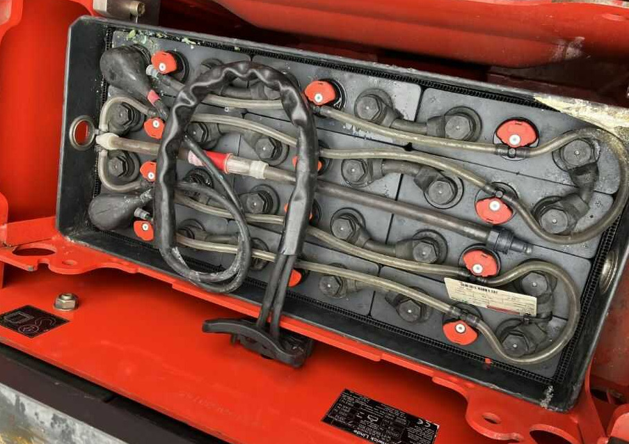 Linde P30C - Vučno vozilo: slika 5 Linde P30C - Vučno vozilo: slika 5