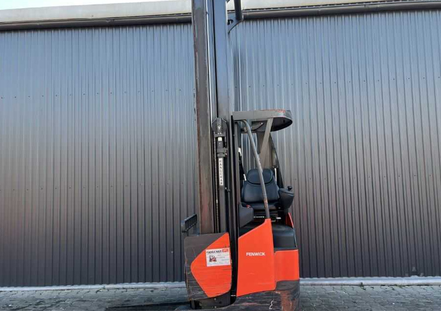 Linde R14X - Regalni viljuškar: slika 2 Linde R14X - Regalni viljuškar: slika 2