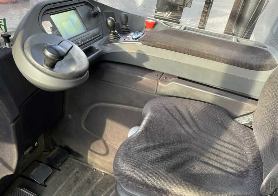 Regalni viljuškar Linde R16HD-01: slika 7