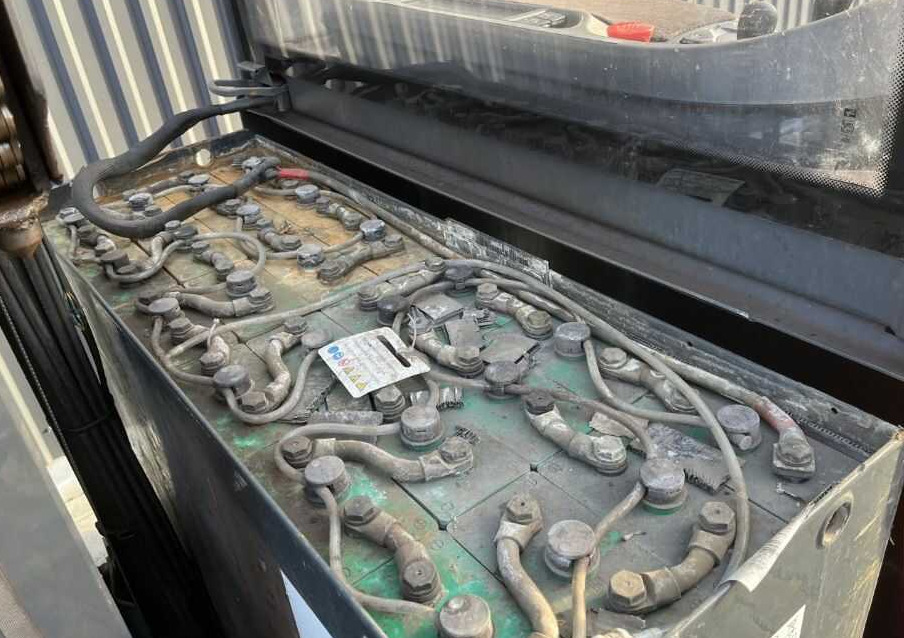 Regalni viljuškar Linde R16HD-01: slika 9