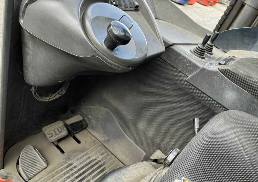 Regalni viljuškar Linde R20G: slika 8