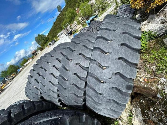 Bridgestone 30.00R51 - Шины и диски: slika 3 Bridgestone 30.00R51 - Шины и диски: slika 3