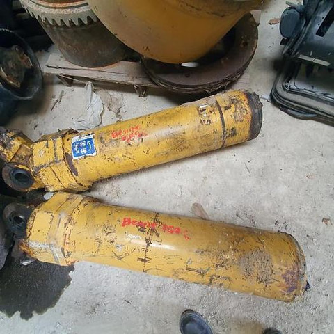 Caterpillar 769D - - Kiper: slika 2 Caterpillar 769D - - Kiper: slika 2