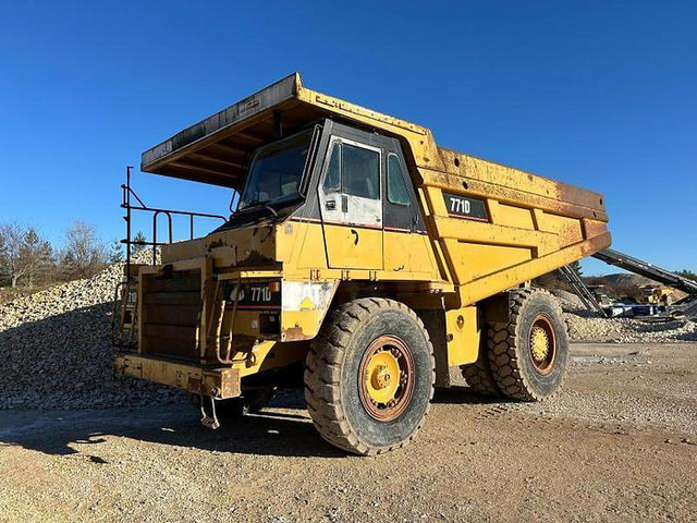 Caterpillar 771D - Kiper: slika 4 Caterpillar 771D - Kiper: slika 4