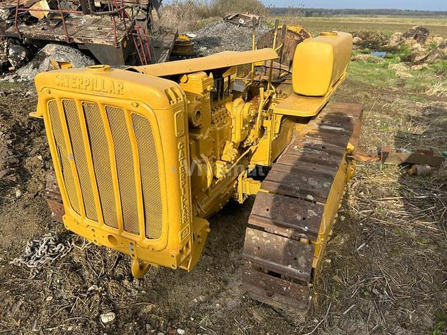Caterpillar D2 - - Buldožer: slika 1 Caterpillar D2 - - Buldožer: slika 1