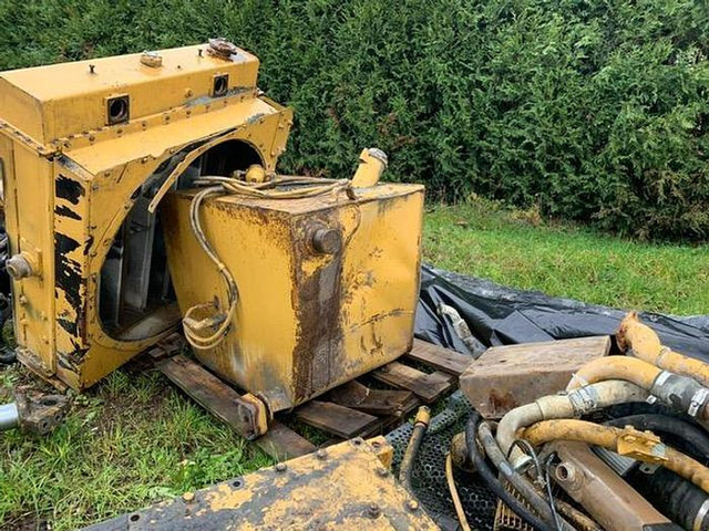 Građevinska mašina Caterpillar Cat 769 C Cat 771D and Cat 773B pour piece / for parts -: slika 16