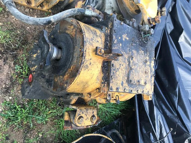 Građevinska mašina Caterpillar Cat 769 C Cat 771D and Cat 773B pour piece / for parts -: slika 6