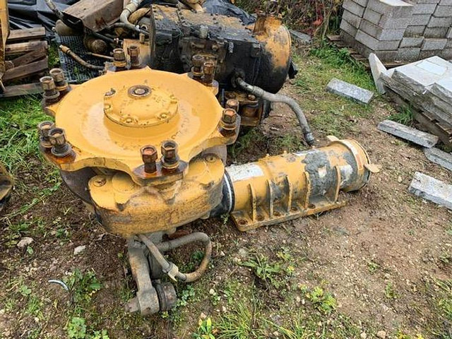 Građevinska mašina Caterpillar Cat 769 C Cat 771D and Cat 773B pour piece / for parts -: slika 10