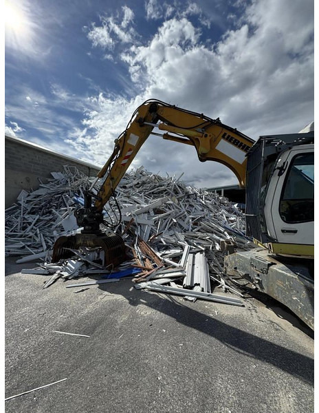 Liebherr A316 Li - Bager: slika 2 Liebherr A316 Li - Bager: slika 2