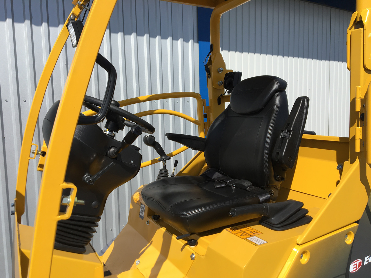 Bager novi EUROTRAC W12F Schutzdach: slika 7