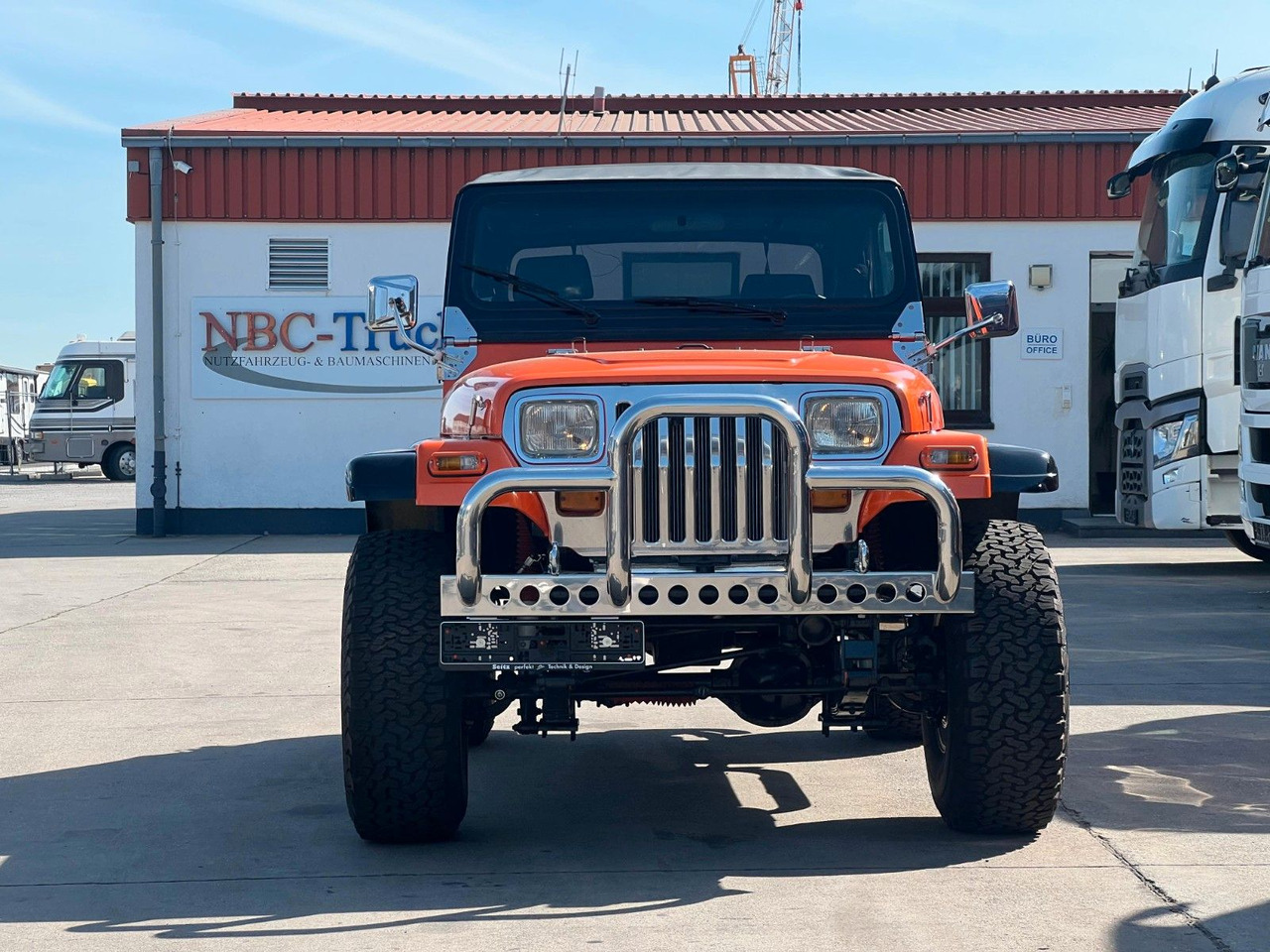 Jeep Wrangler * V8 UMBAU * OLDTIMER * TOP * - SUVSUV: slika 2 Jeep Wrangler * V8 UMBAU * OLDTIMER * TOP * - SUVSUV: slika 2