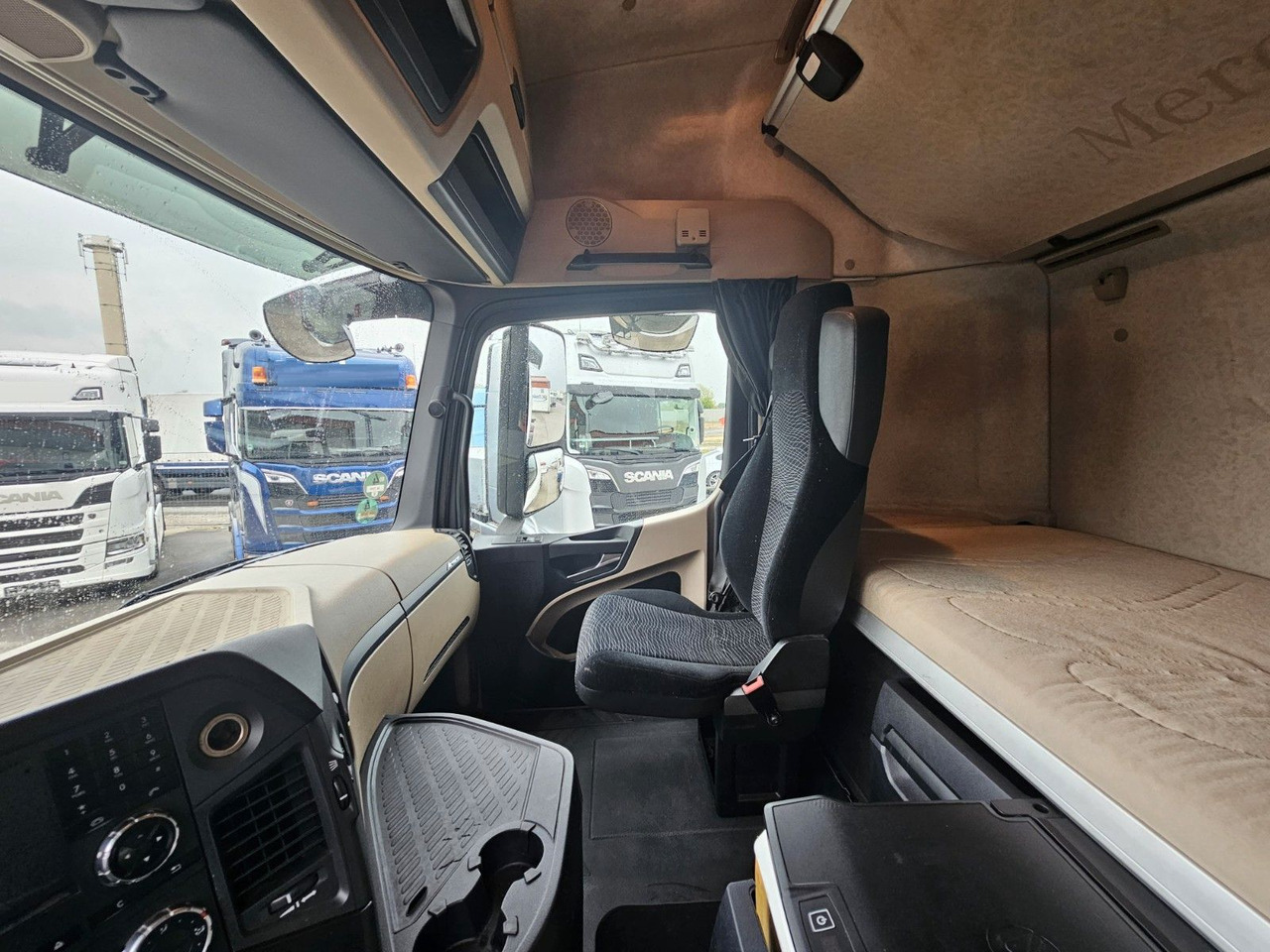 Kamion sa golom šasijom i zatvorenom kabinom Mercedes-Benz ACTROS 2542 * VOLLLUFT * RETARDER * STANDH * BÄR: slika 10