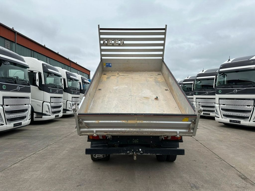 Renault DCI 165 2,2 * 4 X 4 * DREISEITENKIPPER * KLIMA* - Dostavno vozilo istovarivač: slika 5 Renault DCI 165 2,2 * 4 X 4 * DREISEITENKIPPER * KLIMA* - Dostavno vozilo istovarivač: slika 5