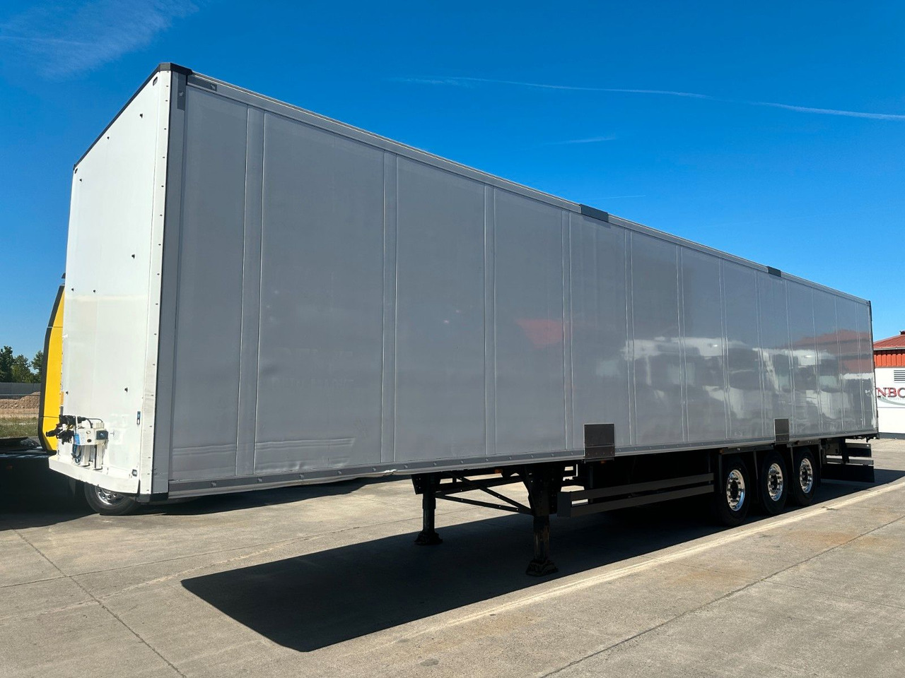 Schmitz Cargobull SCB*S3B * LONG-TRAILER * BLUMENBREITE * ALCOA * - Poluprikolica sa zatvorenim sandukom: slika 2 Schmitz Cargobull SCB*S3B * LONG-TRAILER * BLUMENBREITE * ALCOA * - Poluprikolica sa zatvorenim sandukom: slika 2