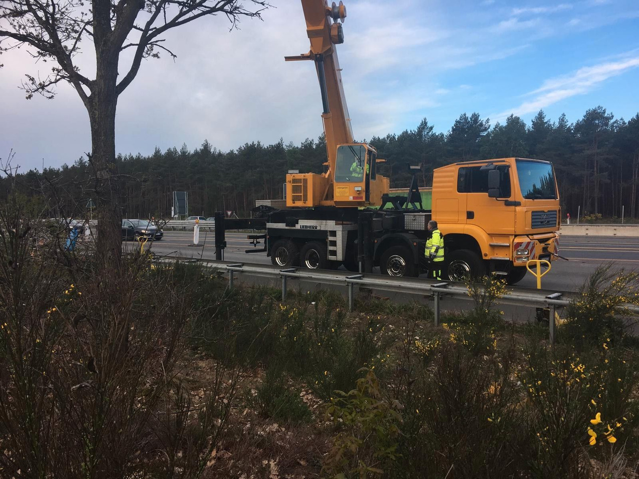 MAN 35.390 LTF 1030-1035-1040 - Šlep vozilo: slika 4 MAN 35.390 LTF 1030-1035-1040 - Šlep vozilo: slika 4