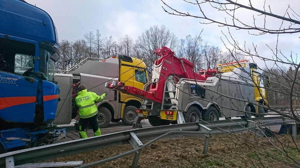 Mercedes-Benz Arocs 8x8 4153 G&G Wrecker Mercedes-Benz Arocs 8x8 4153 G&G Wrecker - Šlep vozilo: slika 5 Mercedes-Benz Arocs 8x8 4153 G&G Wrecker Mercedes-Benz Arocs 8x8 4153 G&G Wrecker - Šlep vozilo: slika 5