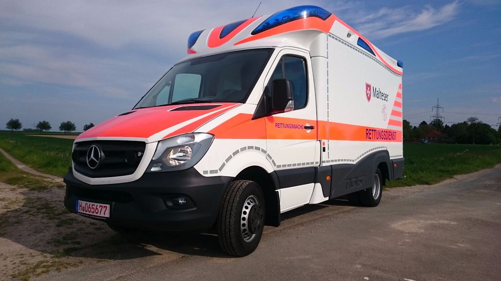 Mercedes-Benz Tigis Mod 2016 wie neu Mercedes-Benz Tigis Mod 2016 wie neu - Vozilo hitne pomoći: slika 5 Mercedes-Benz Tigis Mod 2016 wie neu Mercedes-Benz Tigis Mod 2016 wie neu - Vozilo hitne pomoći: slika 5