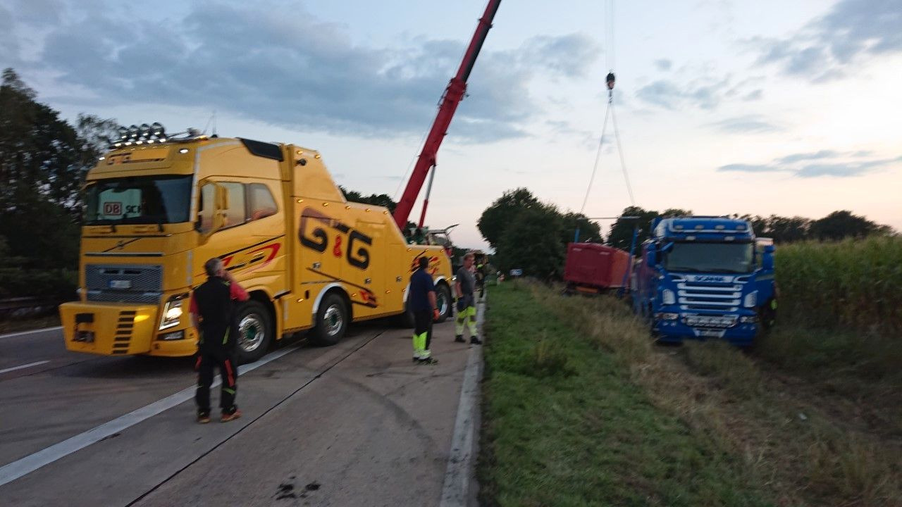 Scania EMPEL Berger - Šlep vozilo: slika 4 Scania EMPEL Berger - Šlep vozilo: slika 4