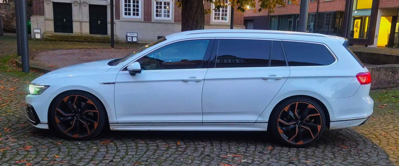 Volkswagen Passat 4-motion R line 9x20 Zoll - Karavan: slika 3 Volkswagen Passat 4-motion R line 9x20 Zoll - Karavan: slika 3