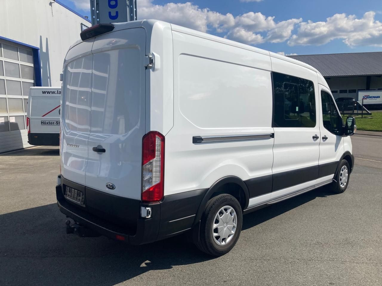 Ford Transit 350 L3H2 MIXTO Euro6 Klima AHK Ford Transit 350 L3H2 MIXTO Euro6 Klima AHK - Furgon: slika 4 Ford Transit 350 L3H2 MIXTO Euro6 Klima AHK Ford Transit 350 L3H2 MIXTO Euro6 Klima AHK - Furgon: slika 4