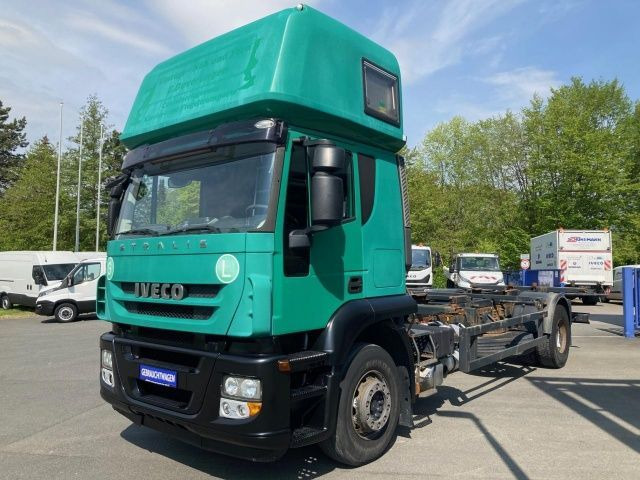 Iveco Stralis AT190S31/FP CM TOPSLEEPER Euro5 Intarder - Kamion za prevoz kontejnera/ Kamion sa promenjivim sandukom: slika 2 Iveco Stralis AT190S31/FP CM TOPSLEEPER Euro5 Intarder - Kamion za prevoz kontejnera/ Kamion sa promenjivim sandukom: slika 2