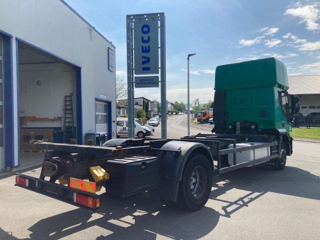 Iveco Stralis AT190S31/FP CM TOPSLEEPER Euro5 Intarder - Kamion za prevoz kontejnera/ Kamion sa promenjivim sandukom: slika 4 Iveco Stralis AT190S31/FP CM TOPSLEEPER Euro5 Intarder - Kamion za prevoz kontejnera/ Kamion sa promenjivim sandukom: slika 4