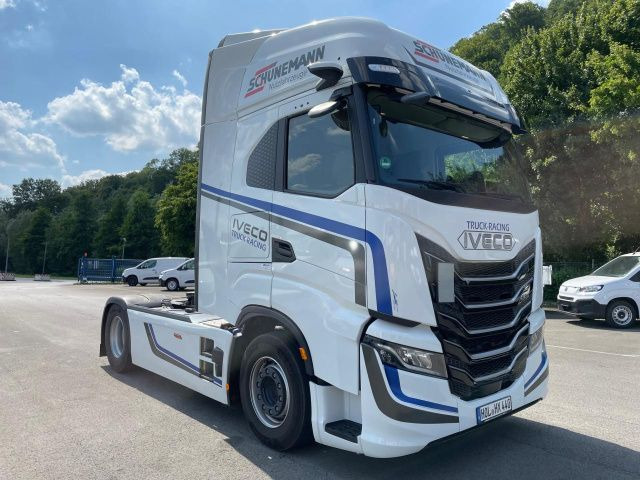 Iveco S-Way AS440S50T/P Euro6 Intarder Klima Navi ZV - Tegljač: slika 2 Iveco S-Way AS440S50T/P Euro6 Intarder Klima Navi ZV - Tegljač: slika 2