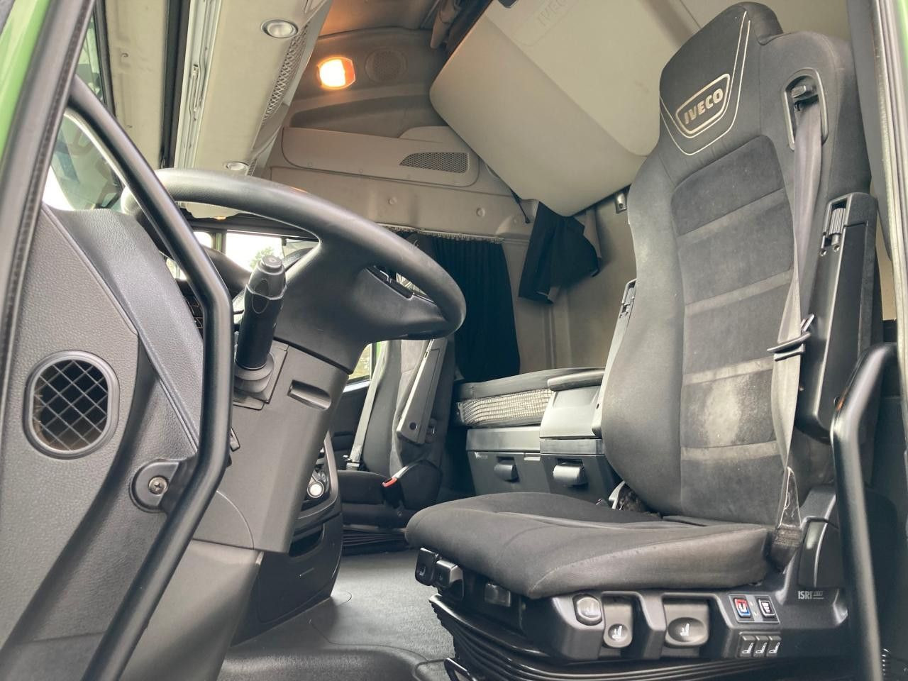 Tegljač Iveco X-Way IVECO AS440X46 T/P ON (HI-TRACTION) Euro6 Iveco X-Way IVECO AS440X46 T/P ON (HI-TRACTION) Euro6: slika 8 Tegljač Iveco X-Way IVECO AS440X46 T/P ON (HI-TRACTION) Euro6 Iveco X-Way IVECO AS440X46 T/P ON (HI-TRACTION) Euro6: slika 8