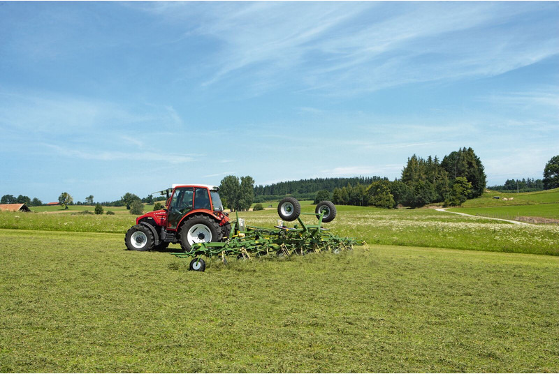 Krone getrokken schudders KWT met wielstel - Prevrtač/ Grabuljač: slika 2 Krone getrokken schudders KWT met wielstel - Prevrtač/ Grabuljač: slika 2